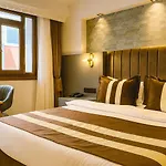 Blue Taksim 3*