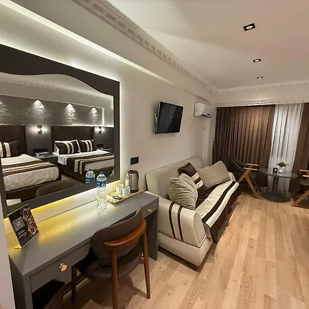 Blue Taksim Hotel 3*
