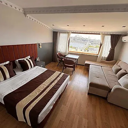 Blue Taksim 3*