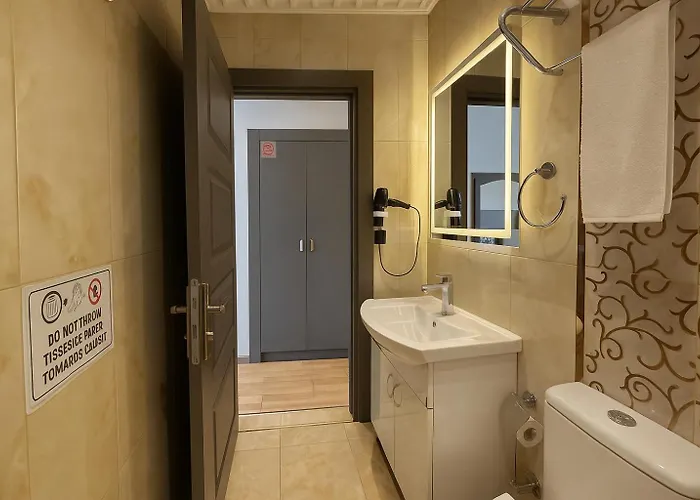 מלון Blue Taksim 3*