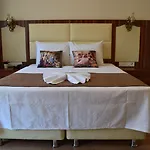 Blue Taksim Hotel 3*